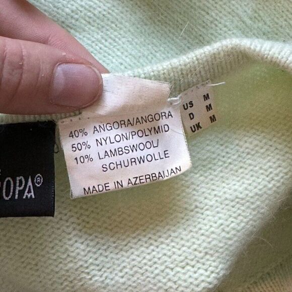 Vintage Womens Pistachio Green Angora Lambswool Blend Preppy Cardigan Sz M - Picture 7 of 7